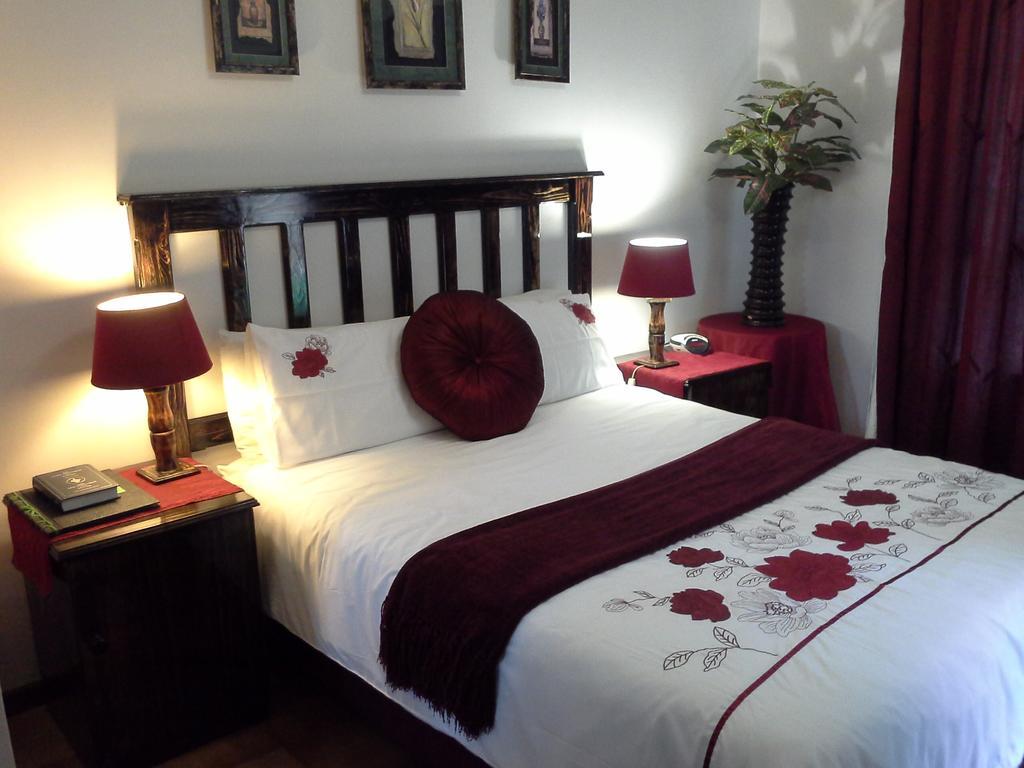 La Rochelle Inn Richards Bay Esterno foto