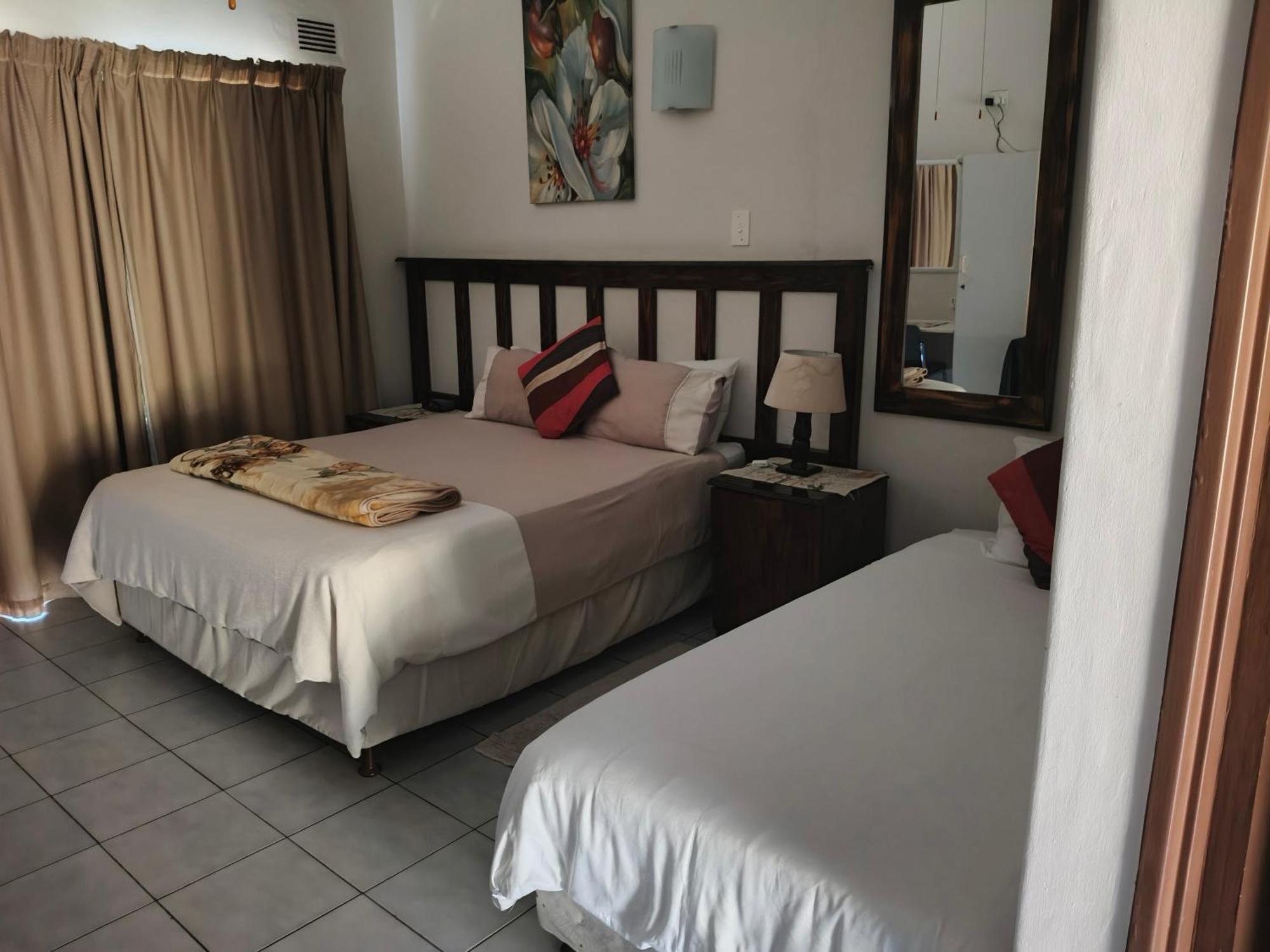 La Rochelle Inn Richards Bay Esterno foto